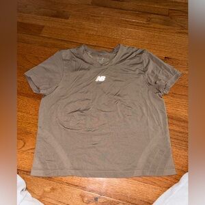 New Balance women’s Short Sleeve Tee in Brown